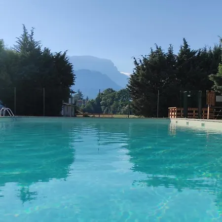 Onlycamp De Chamarges Die