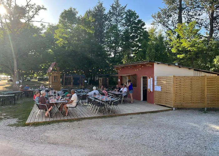 Onlycamp De Chamarges Kemping Die