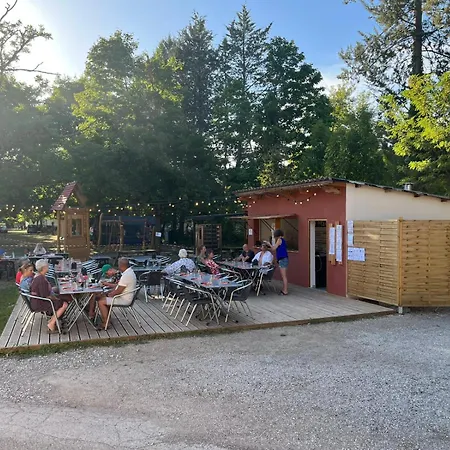 Onlycamp Chamarges Campsite Die