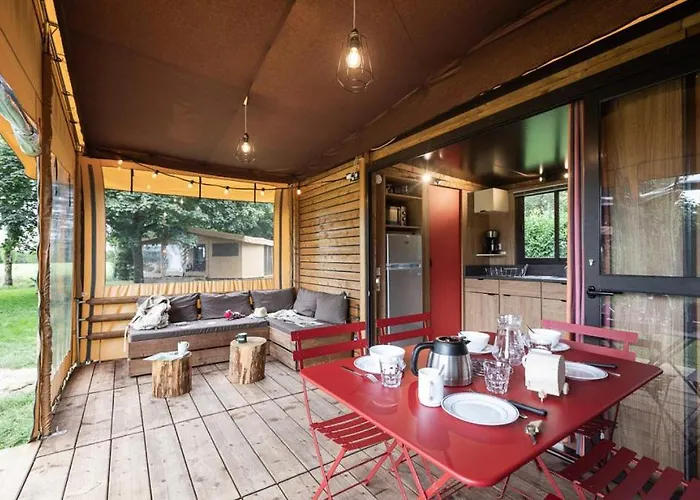 Onlycamp De Chamarges Kemping *